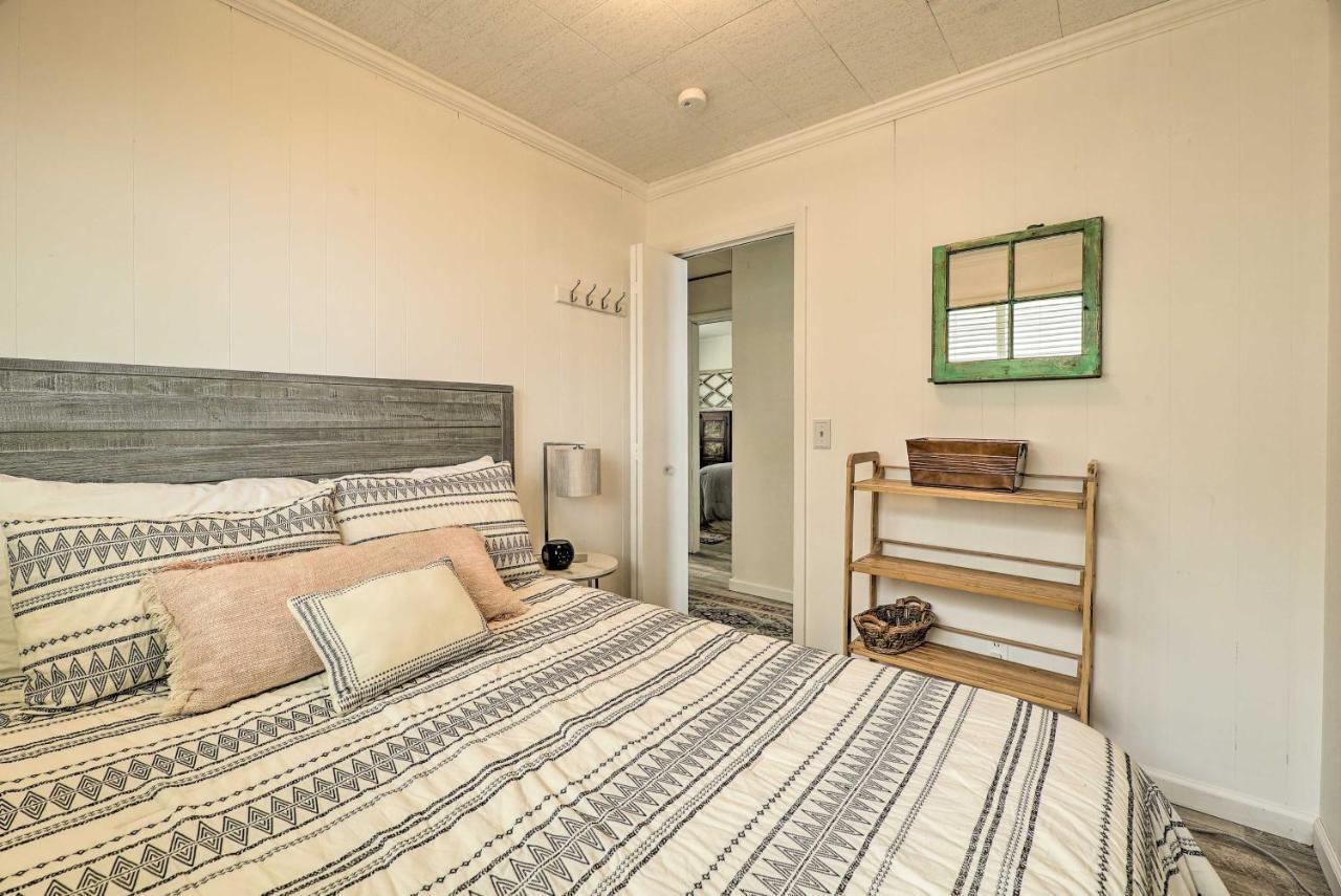 Lakefront Cottage Near Wineries And State Parks! Mears Εξωτερικό φωτογραφία